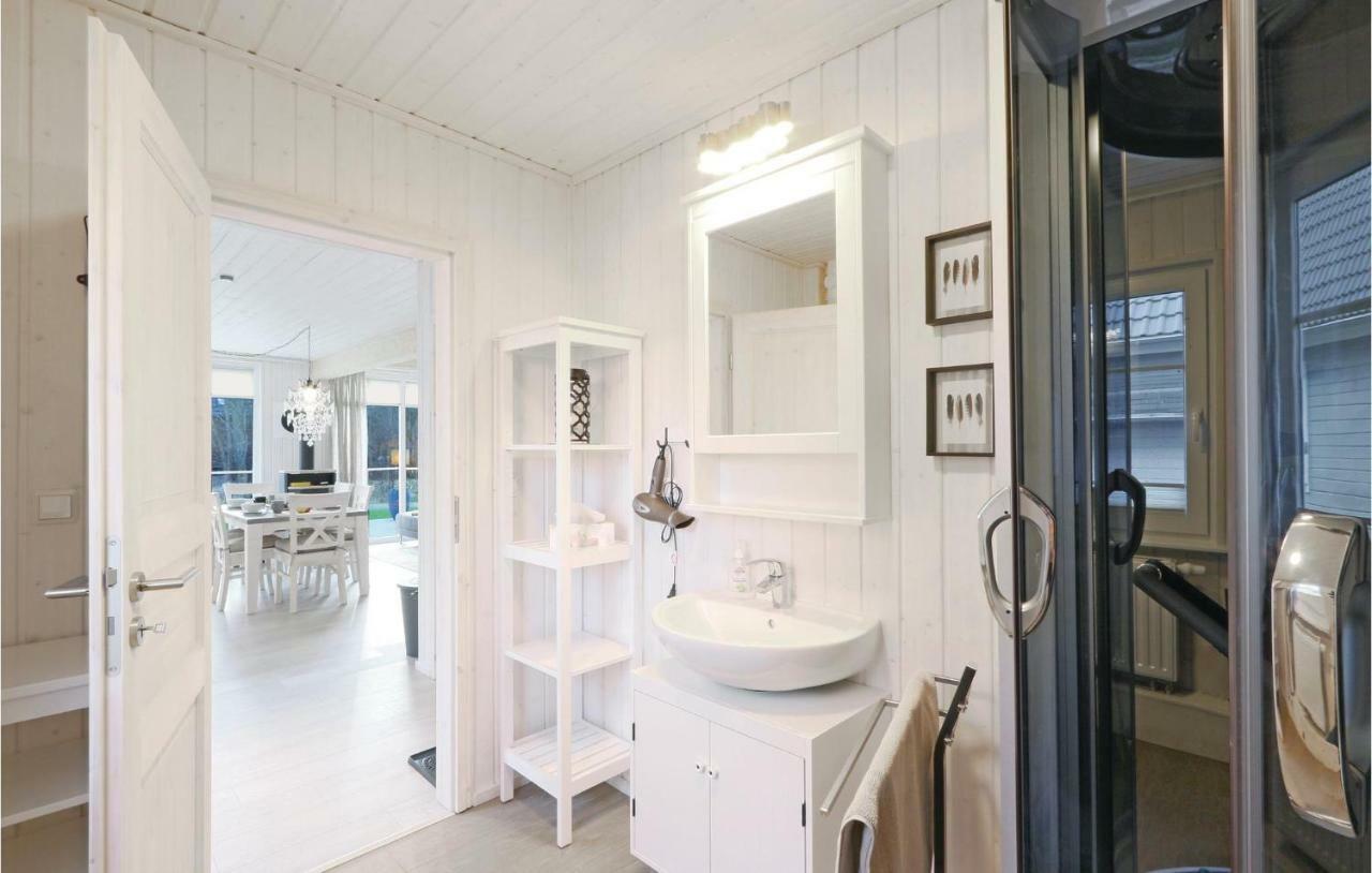 2 Bedroom Lovely Home In Zerpenschleuse エクステリア 写真